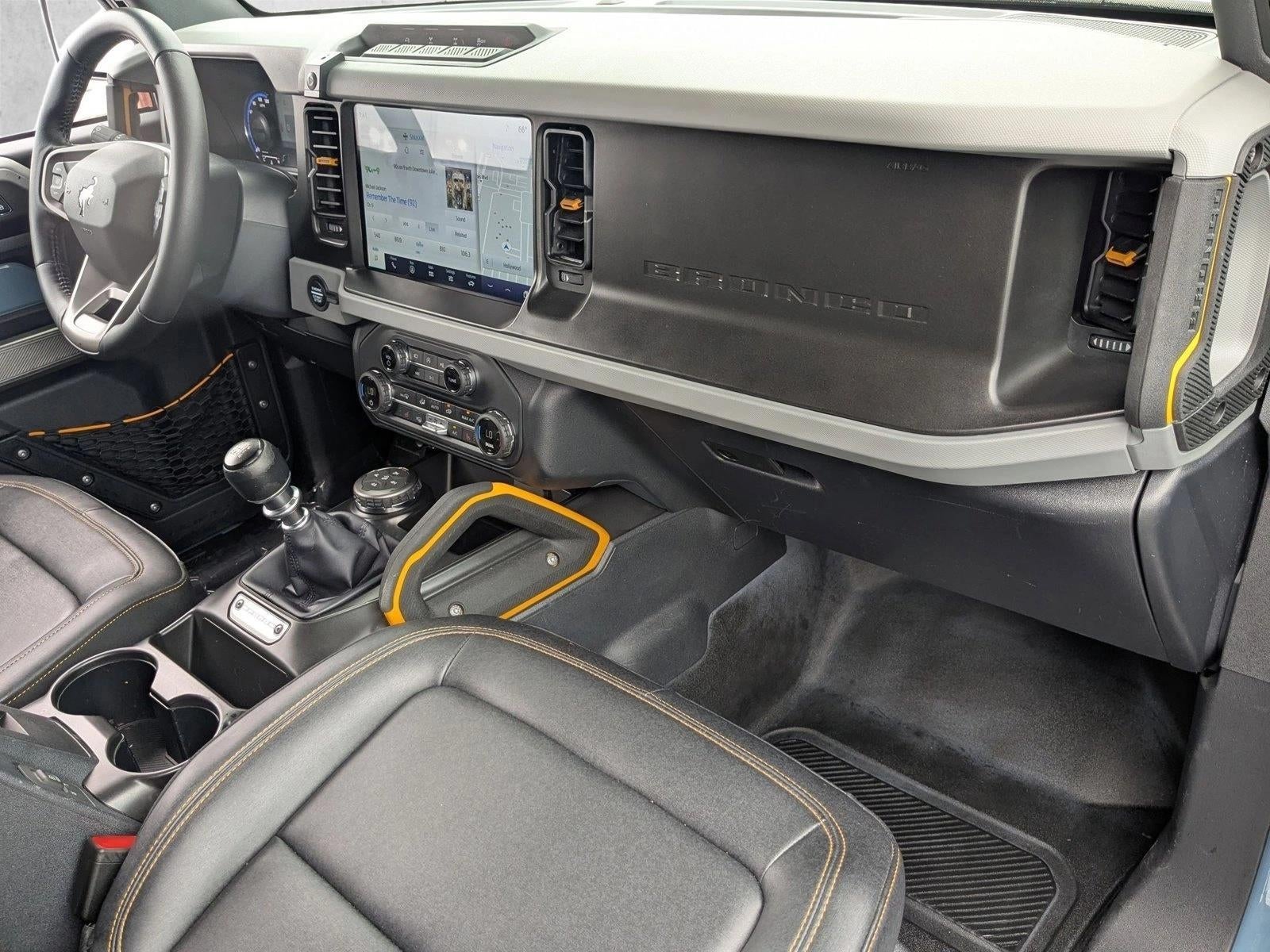 2023 Ford Bronco Base