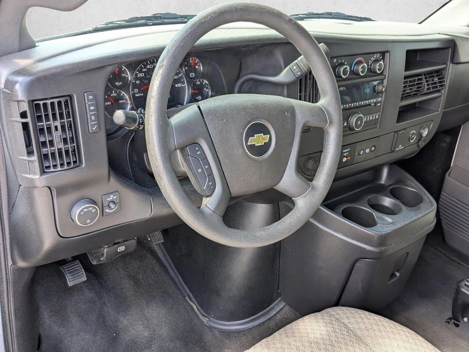 2017 Chevrolet Express Passenger 3500 LT