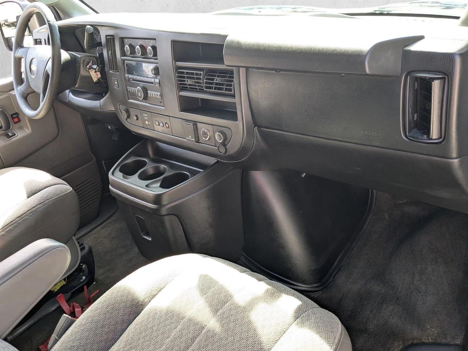 2017 Chevrolet Express Passenger 3500 LT