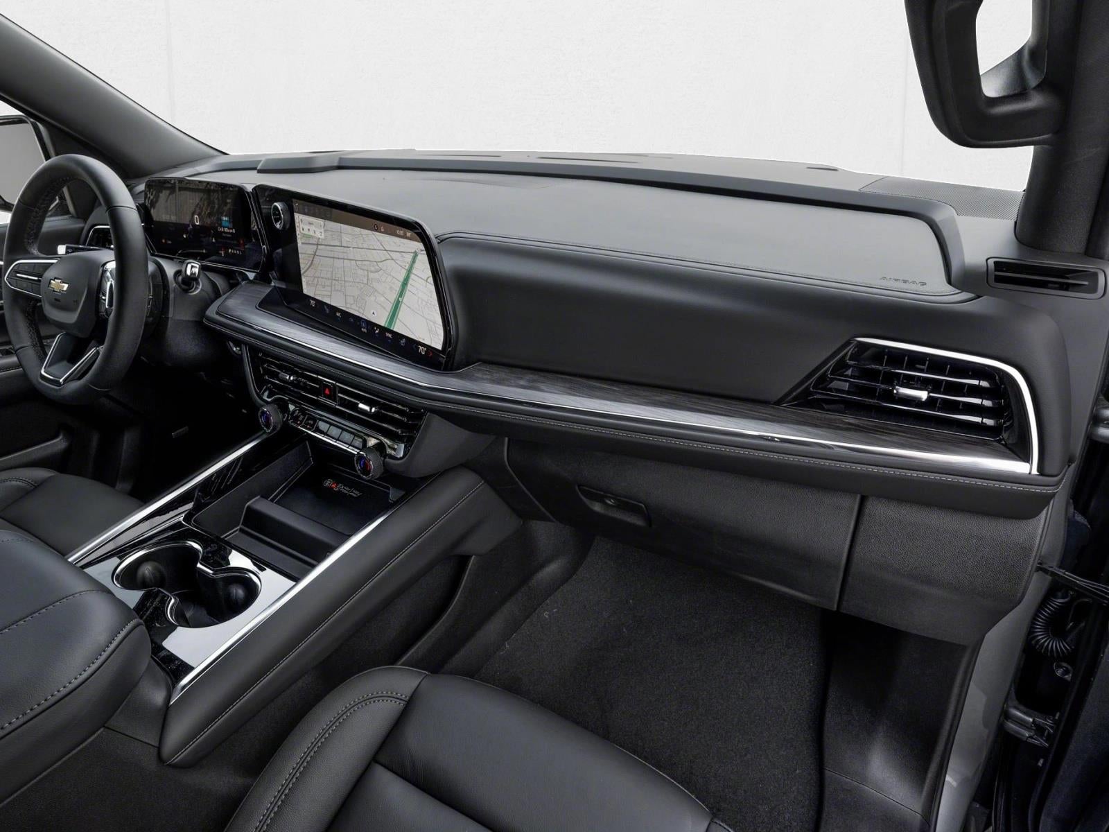 2027 Chevrolet Suburban LT - Photo 11