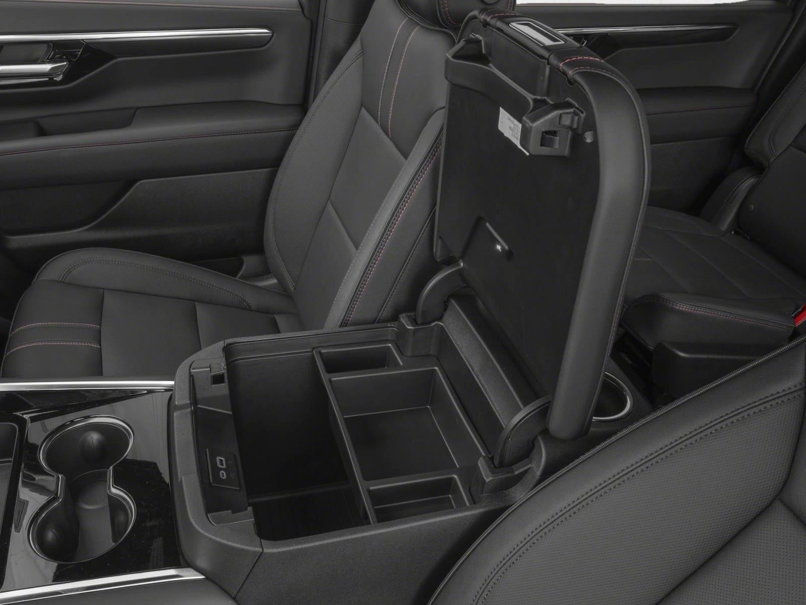 2026 Chevrolet Suburban RST - Photo 10