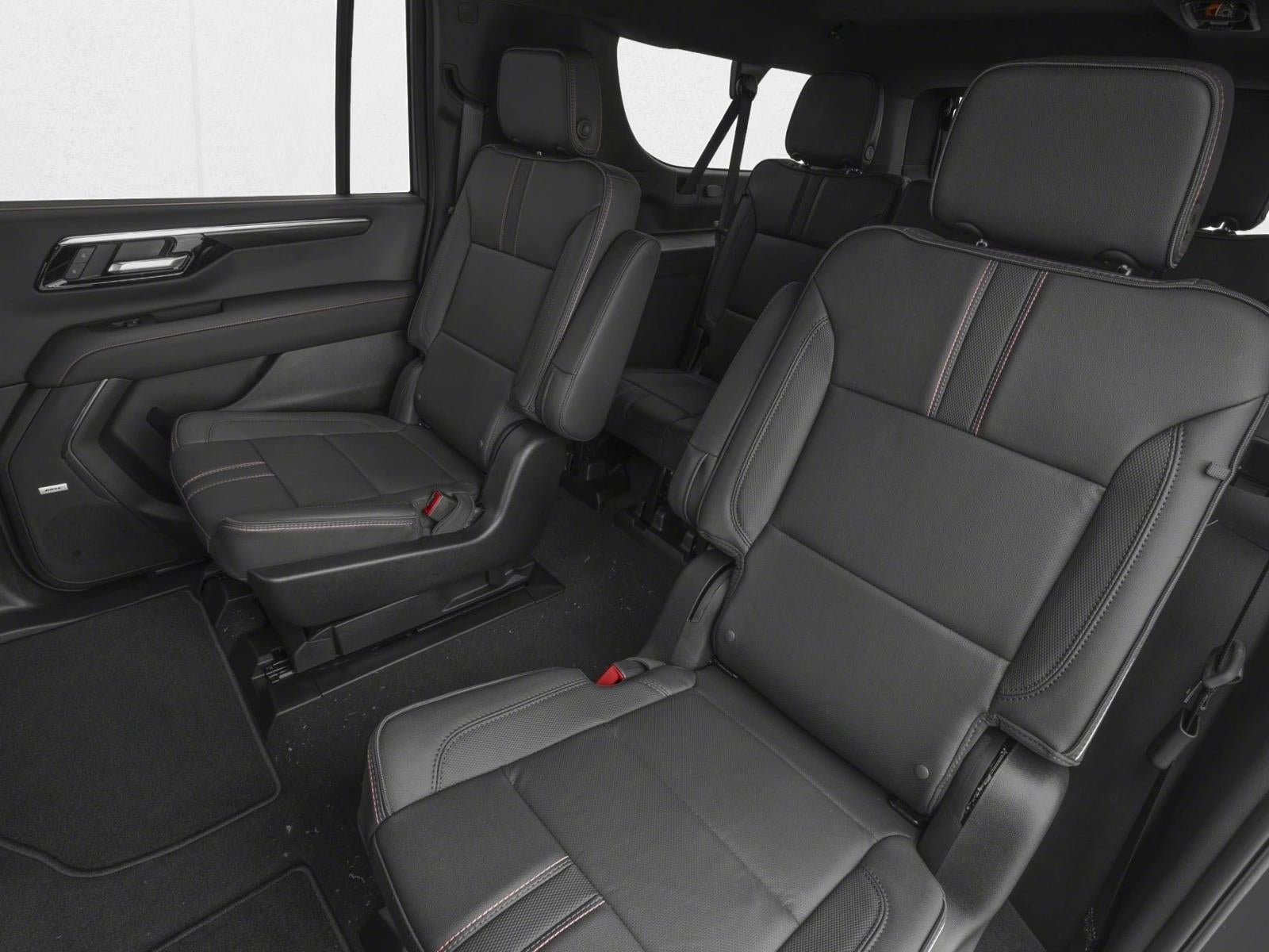 2026 Chevrolet Suburban RST - Photo 9