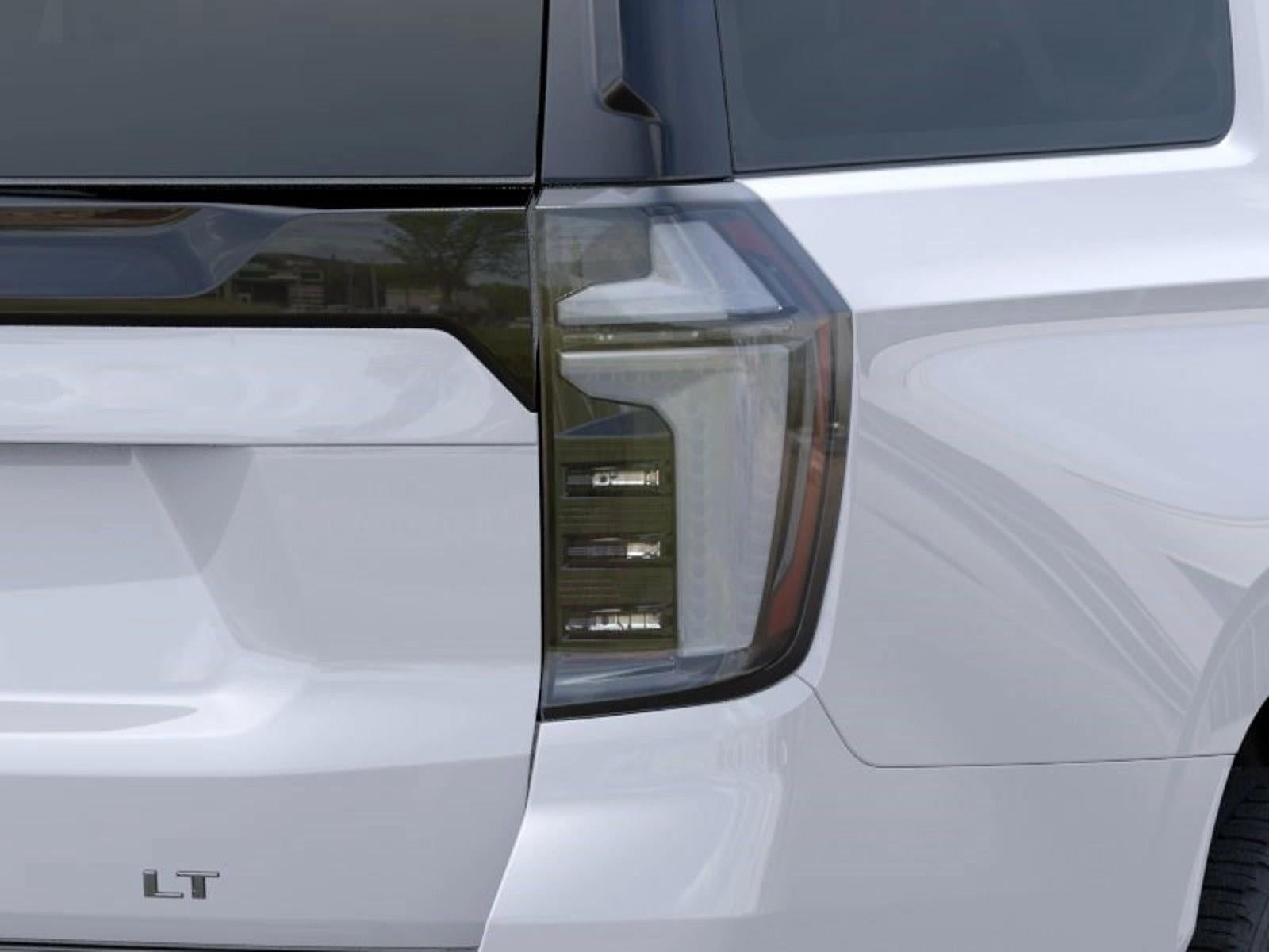 2026 Chevrolet Suburban LT - Photo 11