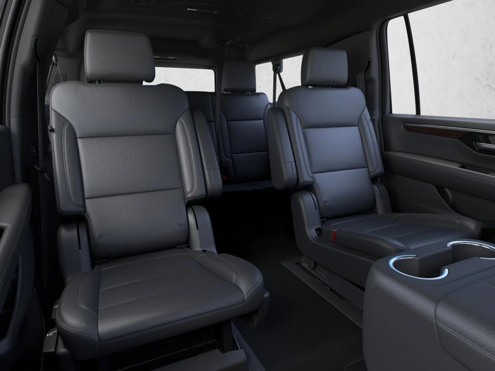 2026 Chevrolet Suburban LT - Photo 17
