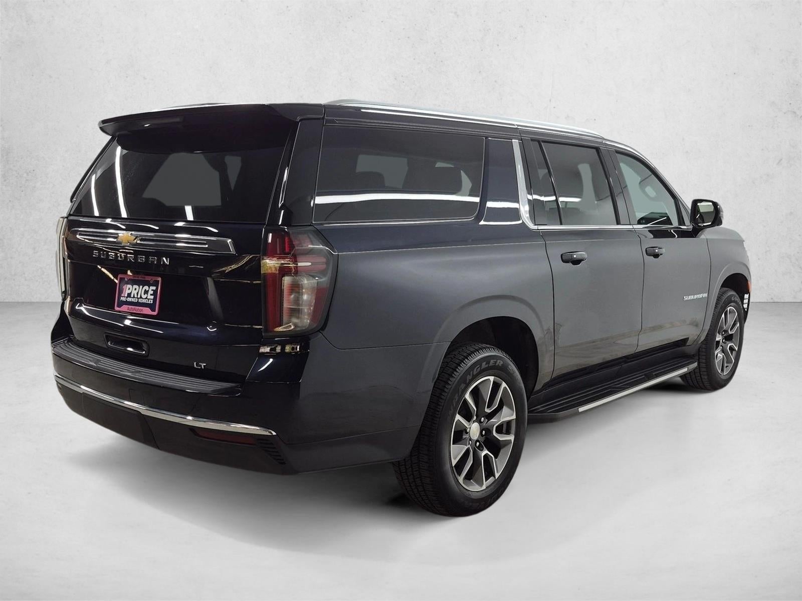 2023 Chevrolet Suburban LT