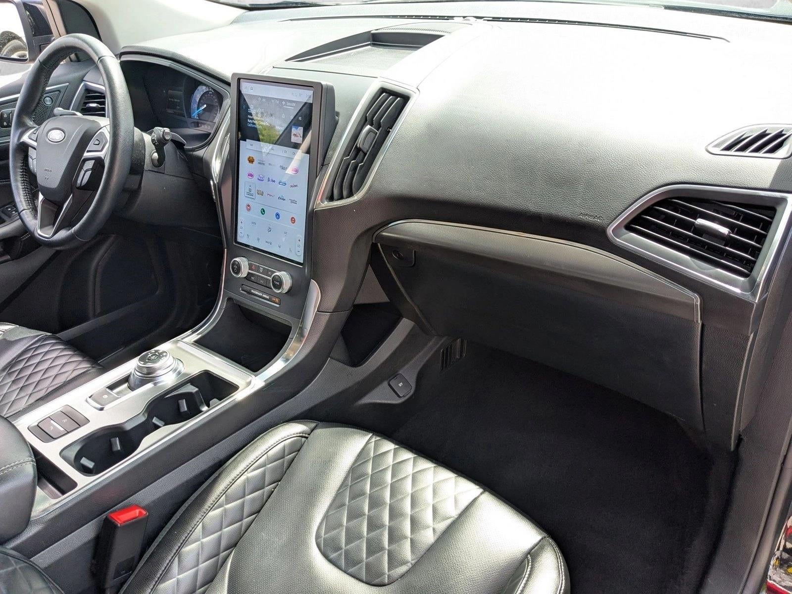 2023 Ford Edge Titanium