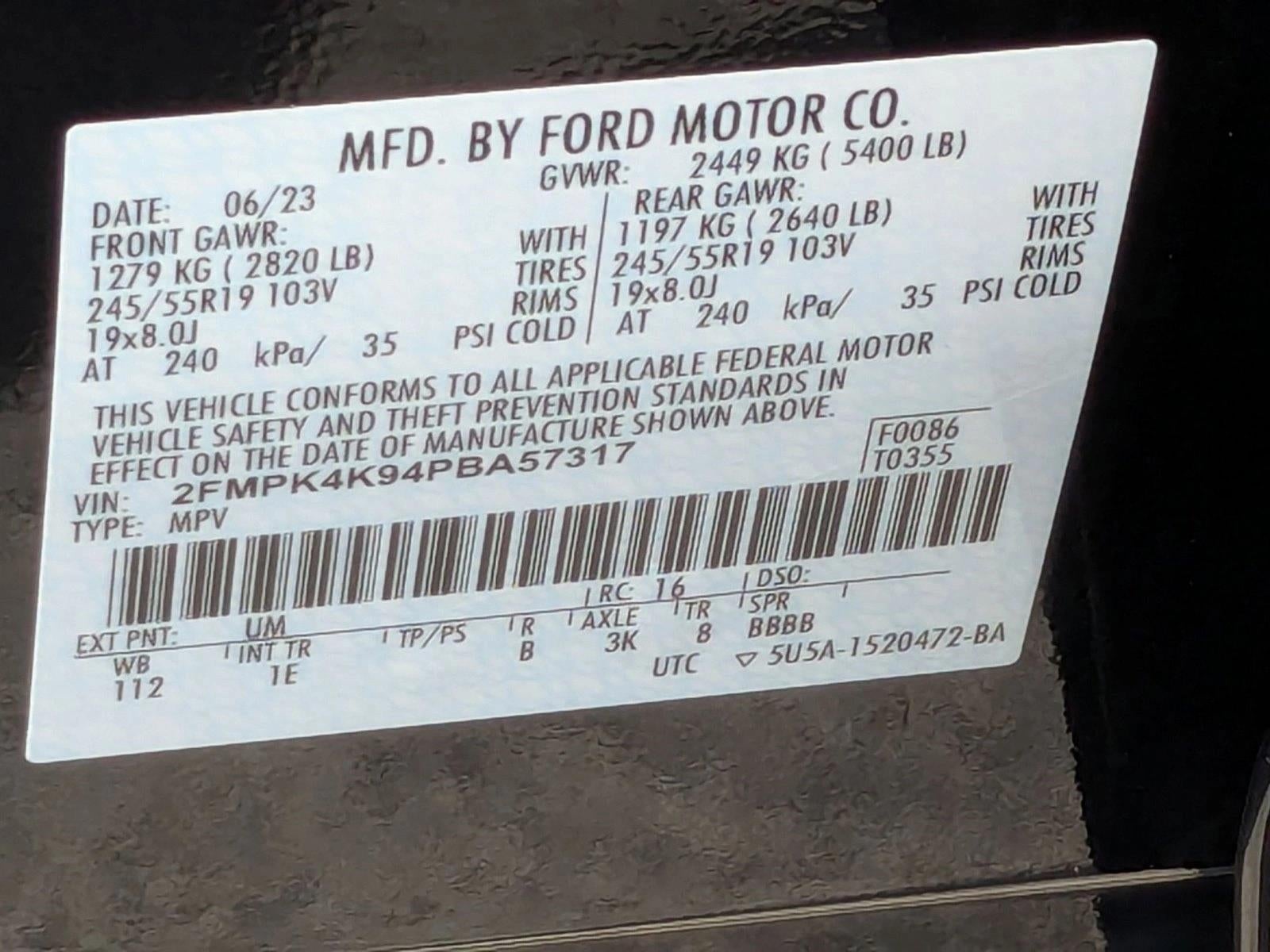 2023 Ford Edge Titanium