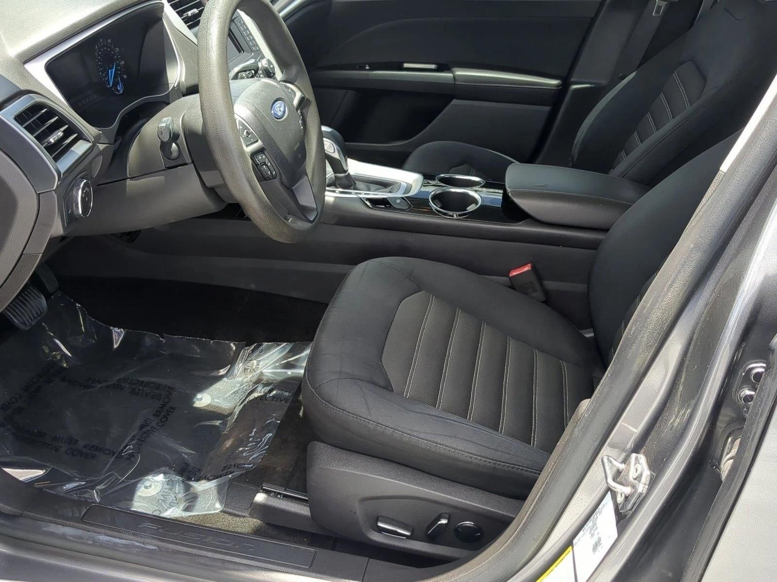 2013 Ford Fusion SE