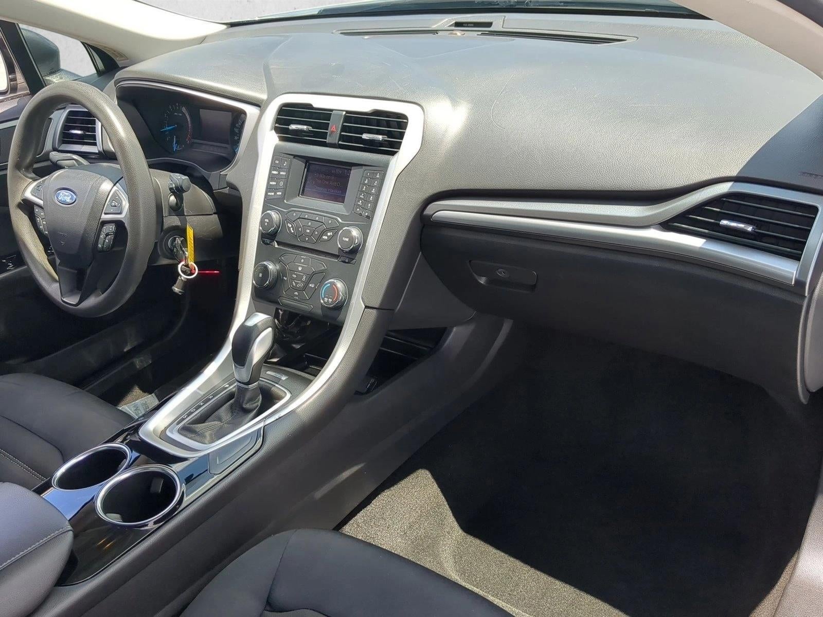 2013 Ford Fusion SE