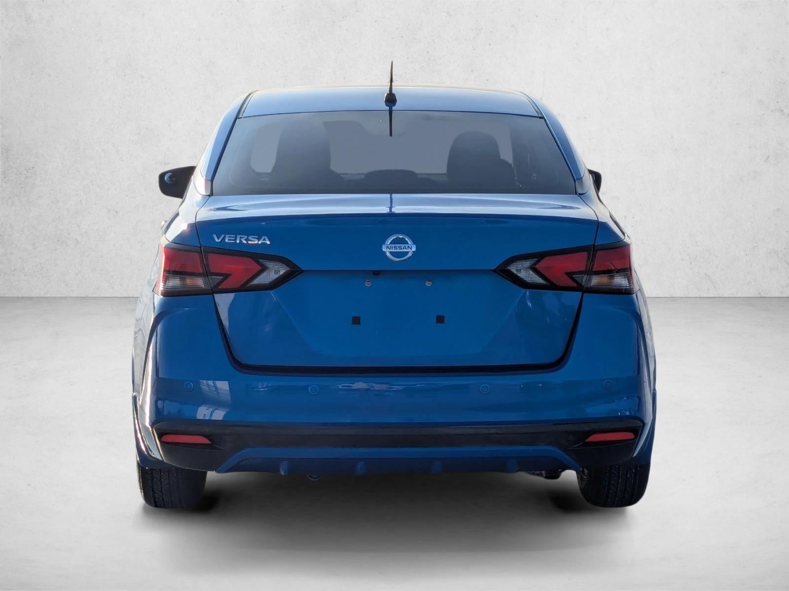 2021 Nissan Versa S Xtronic CVT