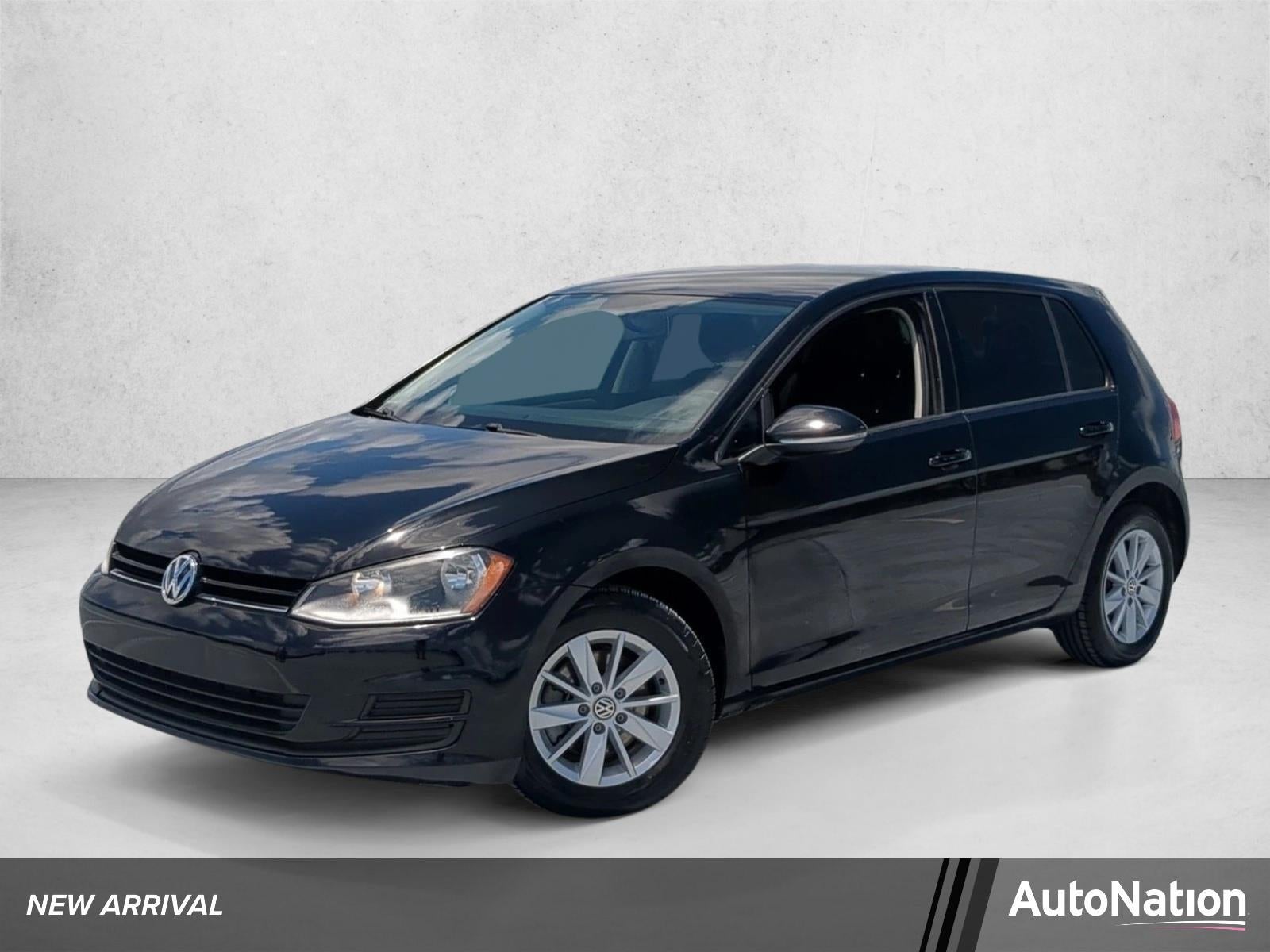 2017 Volkswagen Golf TSI S 4-Door Auto's photo