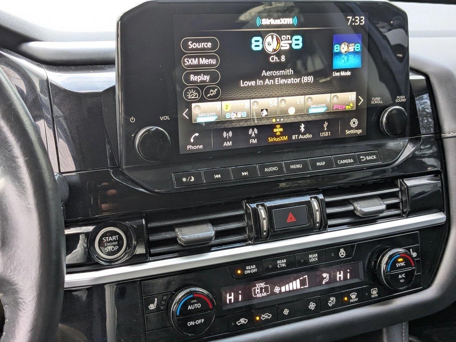 2022 Nissan Pathfinder SL