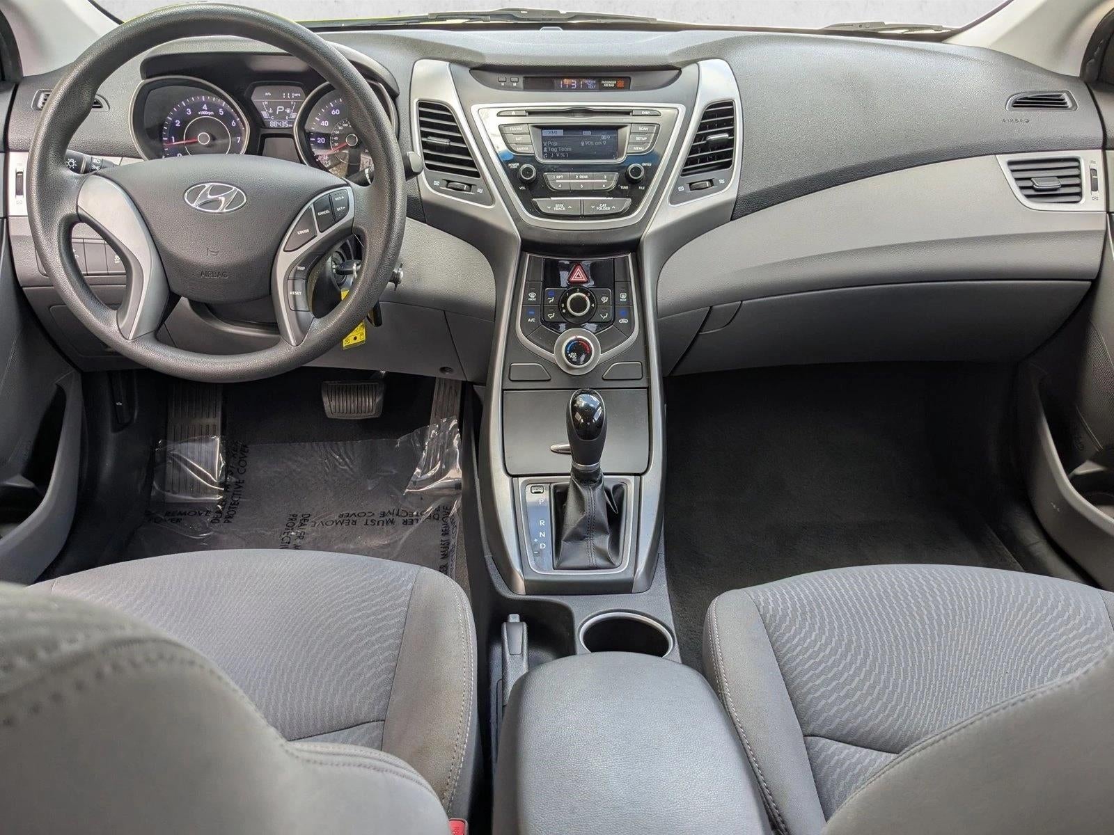 2016 Hyundai Elantra SE