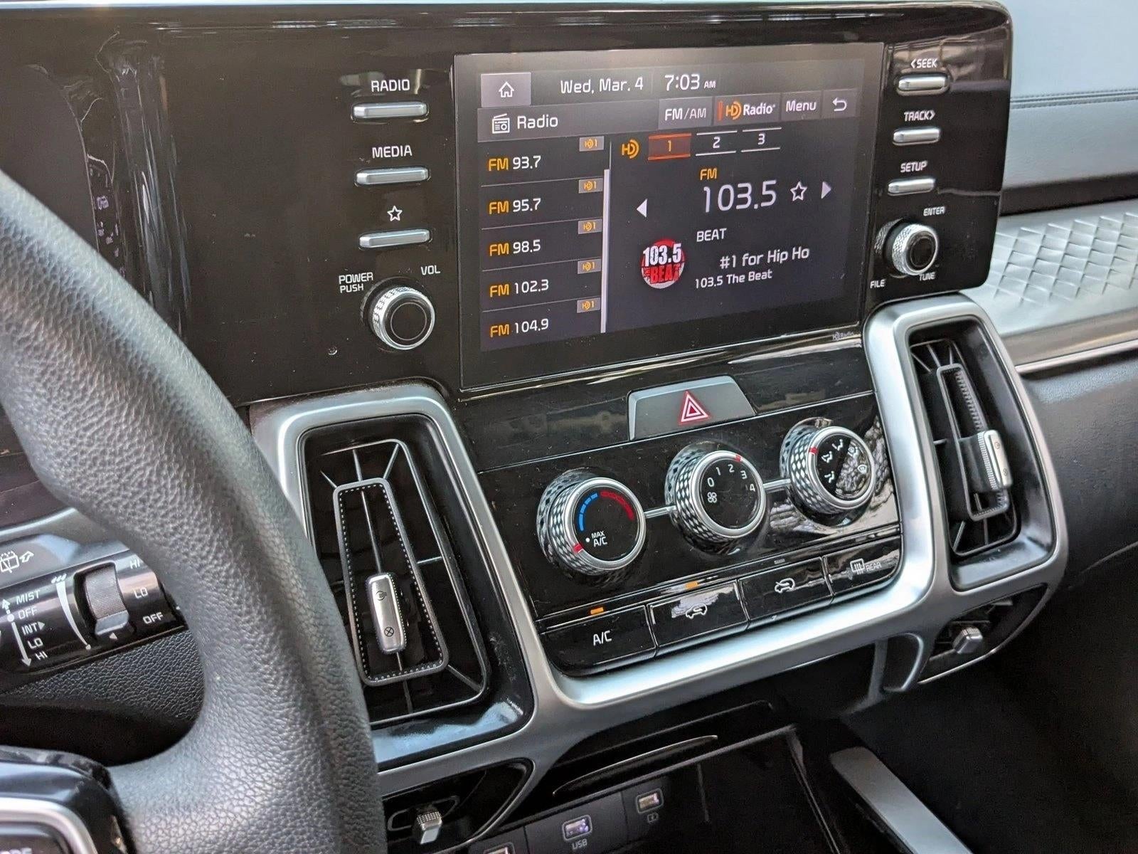 2022 Kia Sorento LX