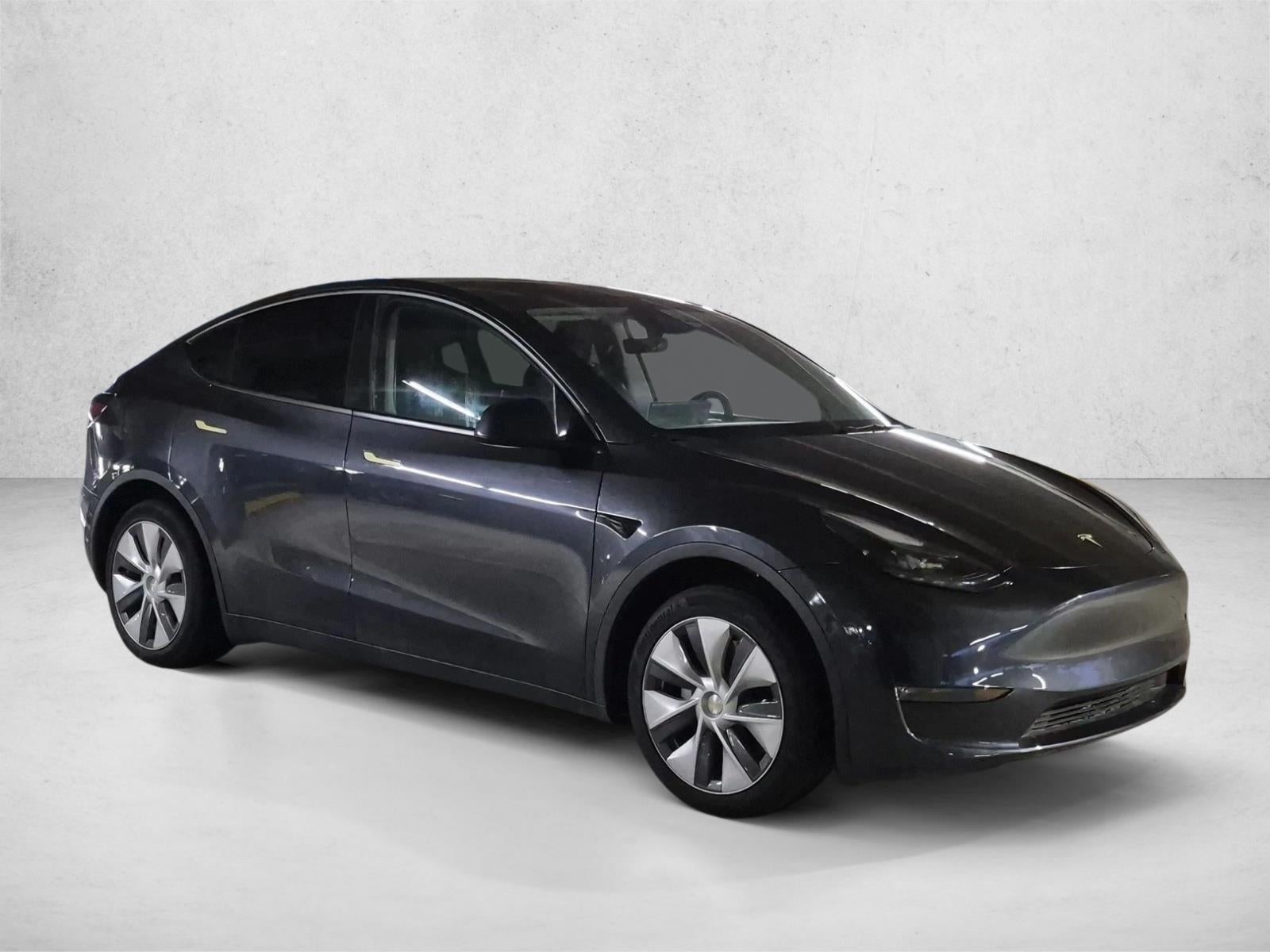 2024 Tesla Model Y Base