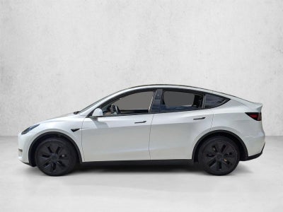 2025 Tesla Model Y Long Range
