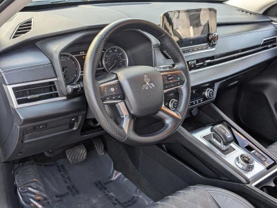 2022 Mitsubishi Outlander SEL