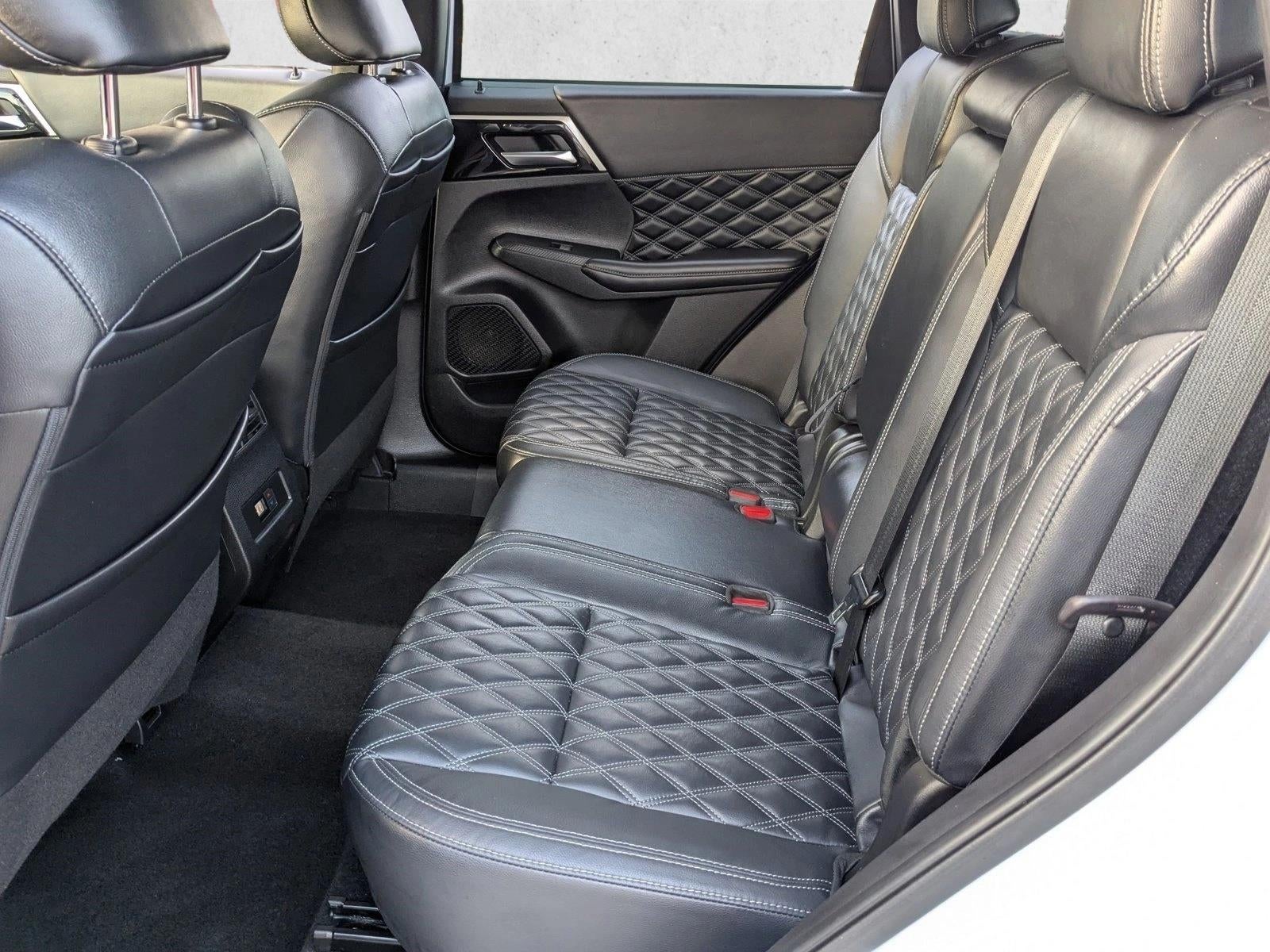 2022 Mitsubishi Outlander SEL