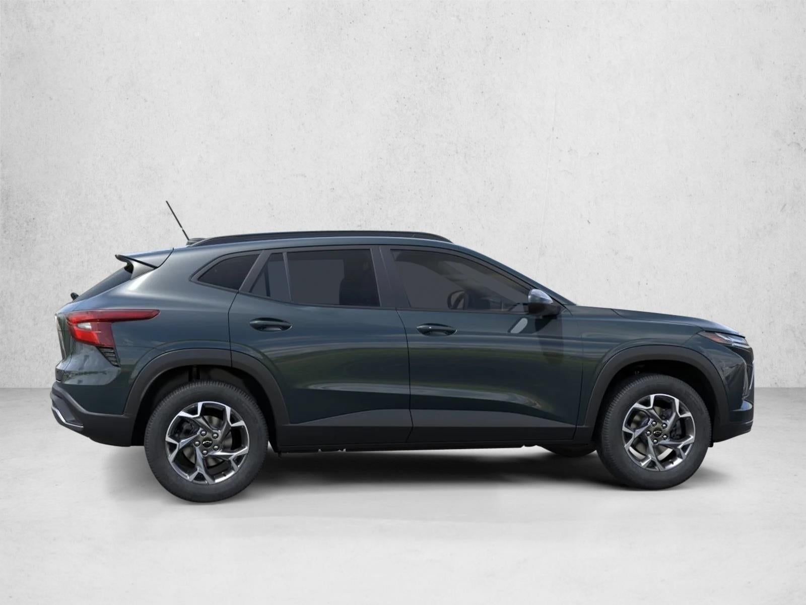 2026 Chevrolet Trax LT - Photo 6