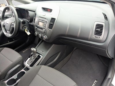 2017 Kia Forte5 LX