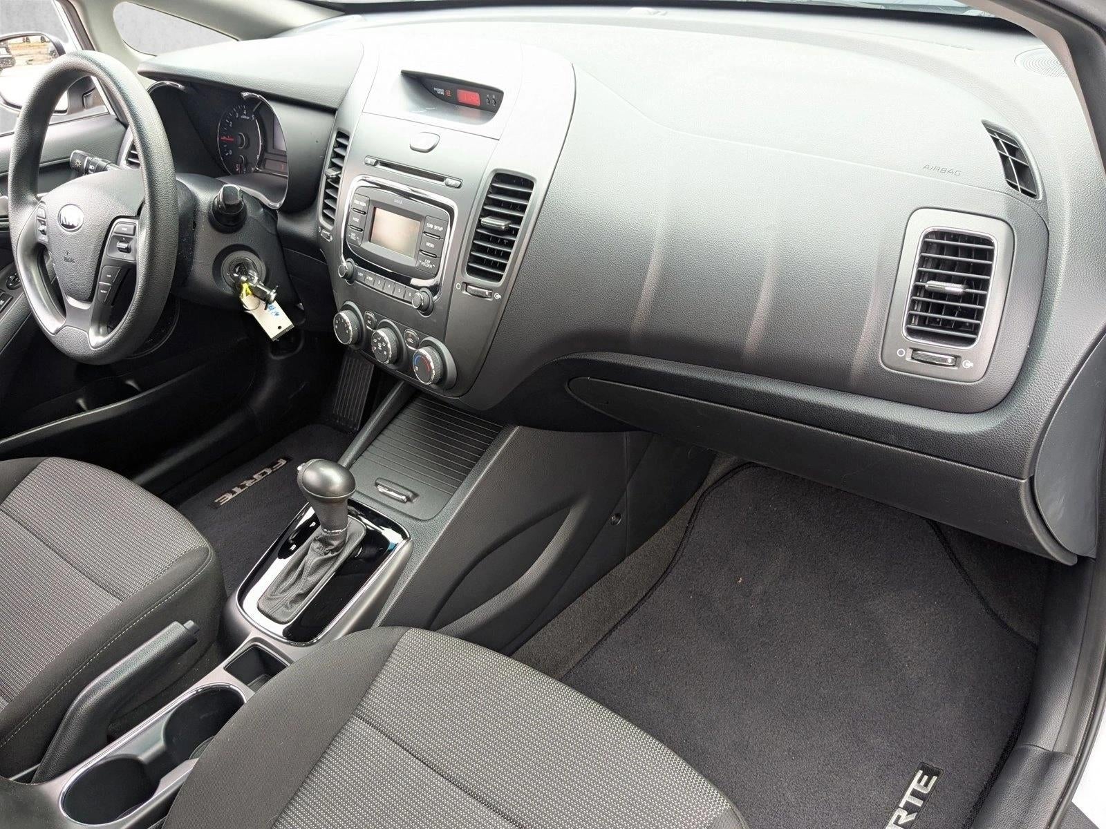 2017 Kia Forte5 LX