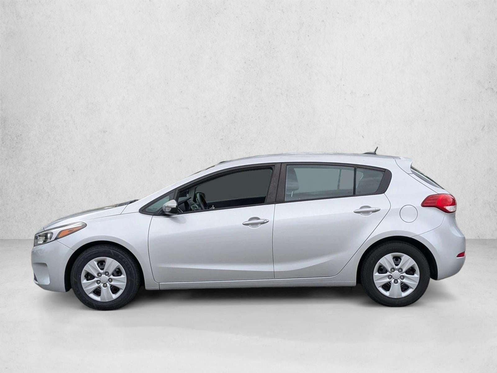 2017 Kia Forte5 LX