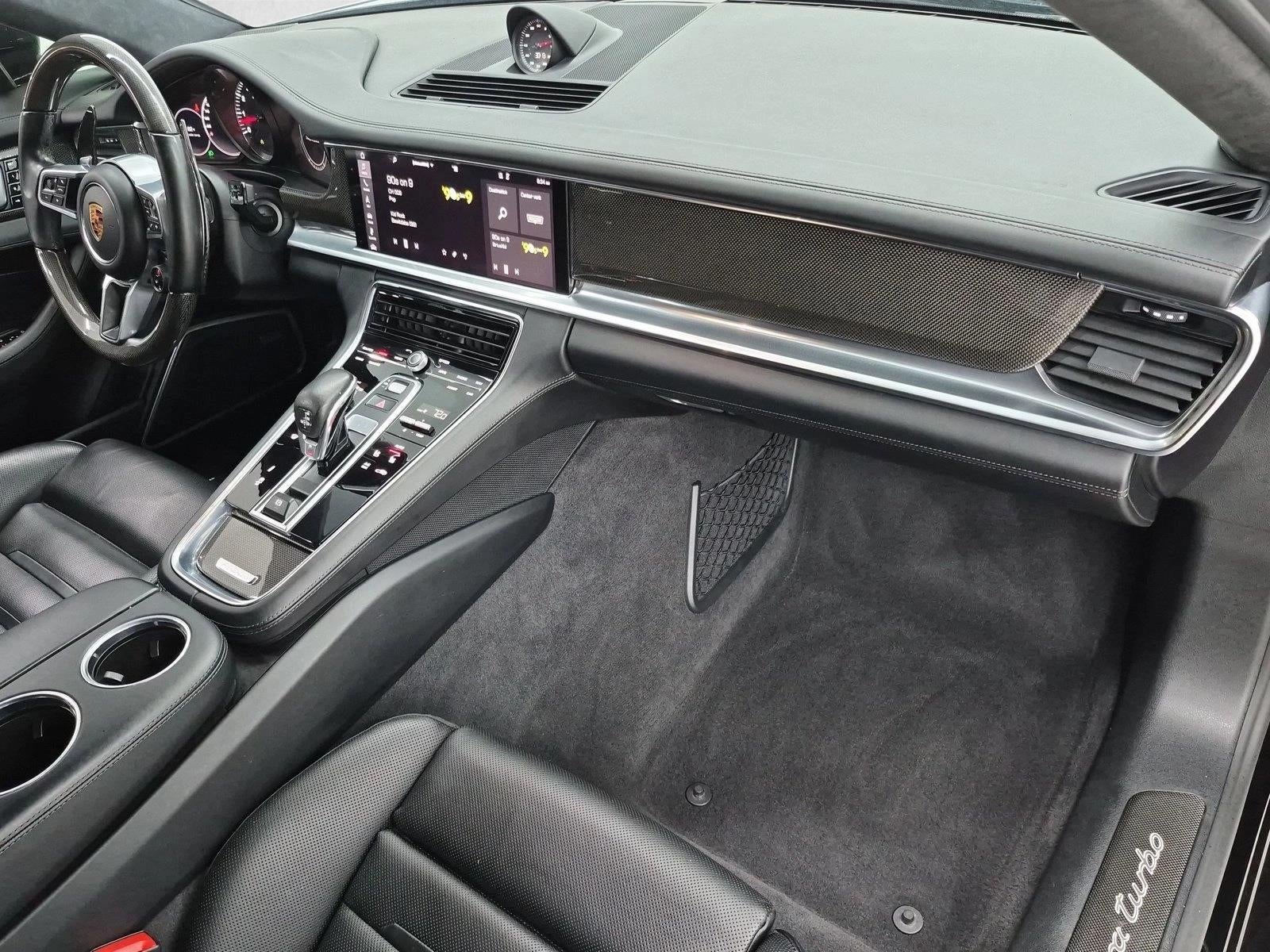 2017 Porsche Panamera Turbo