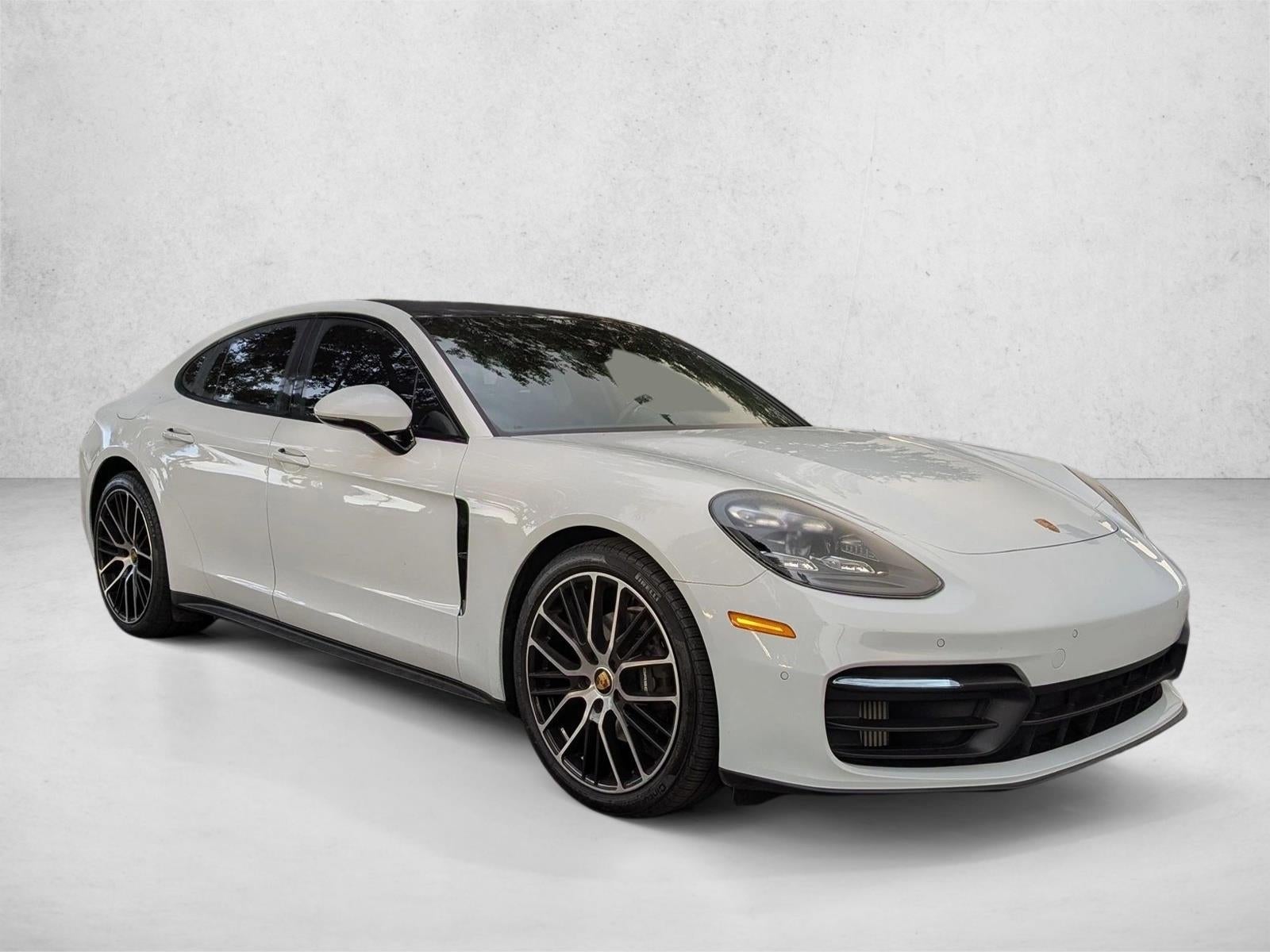 2022 Porsche Panamera Base