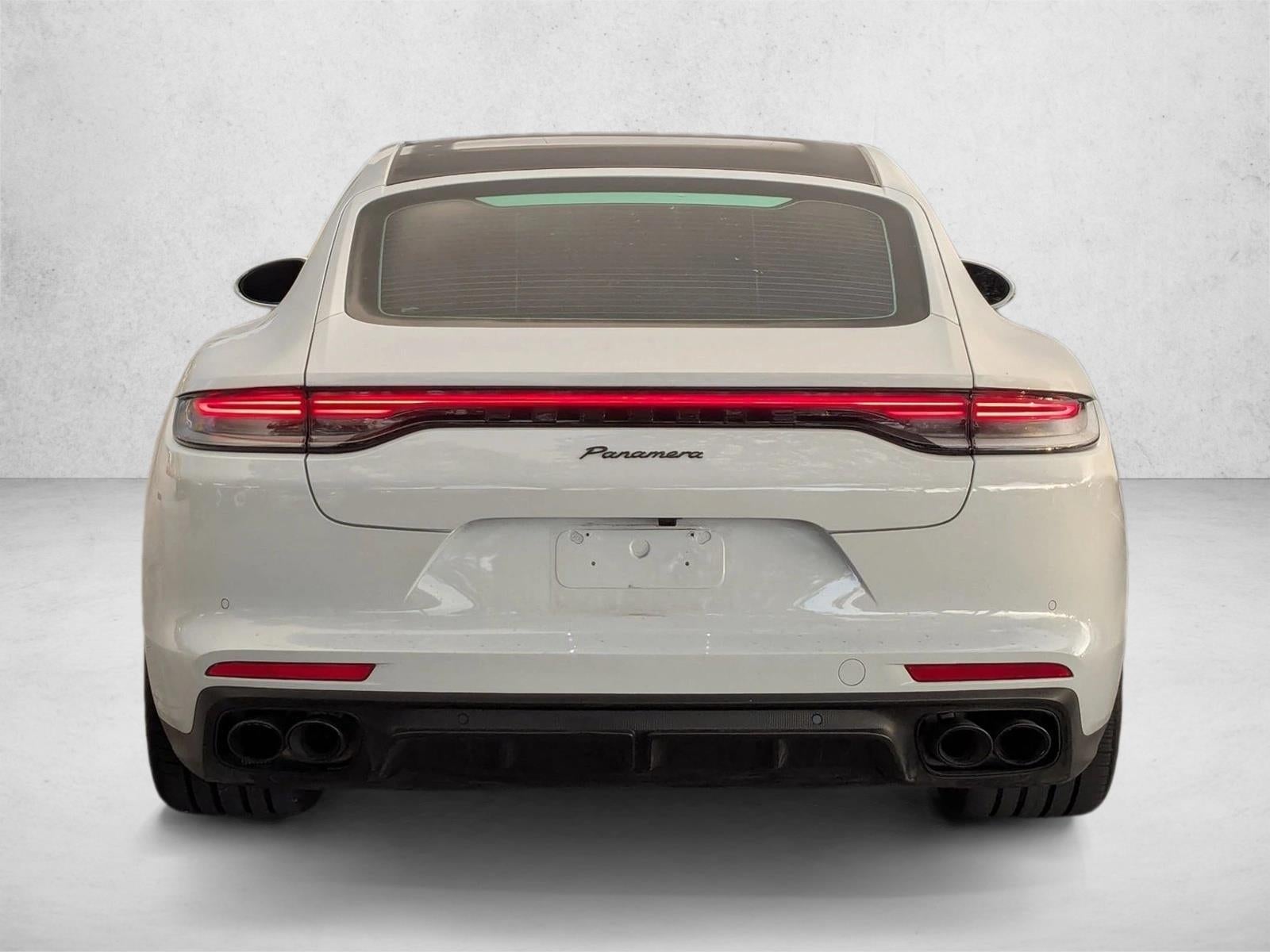 2022 Porsche Panamera Base