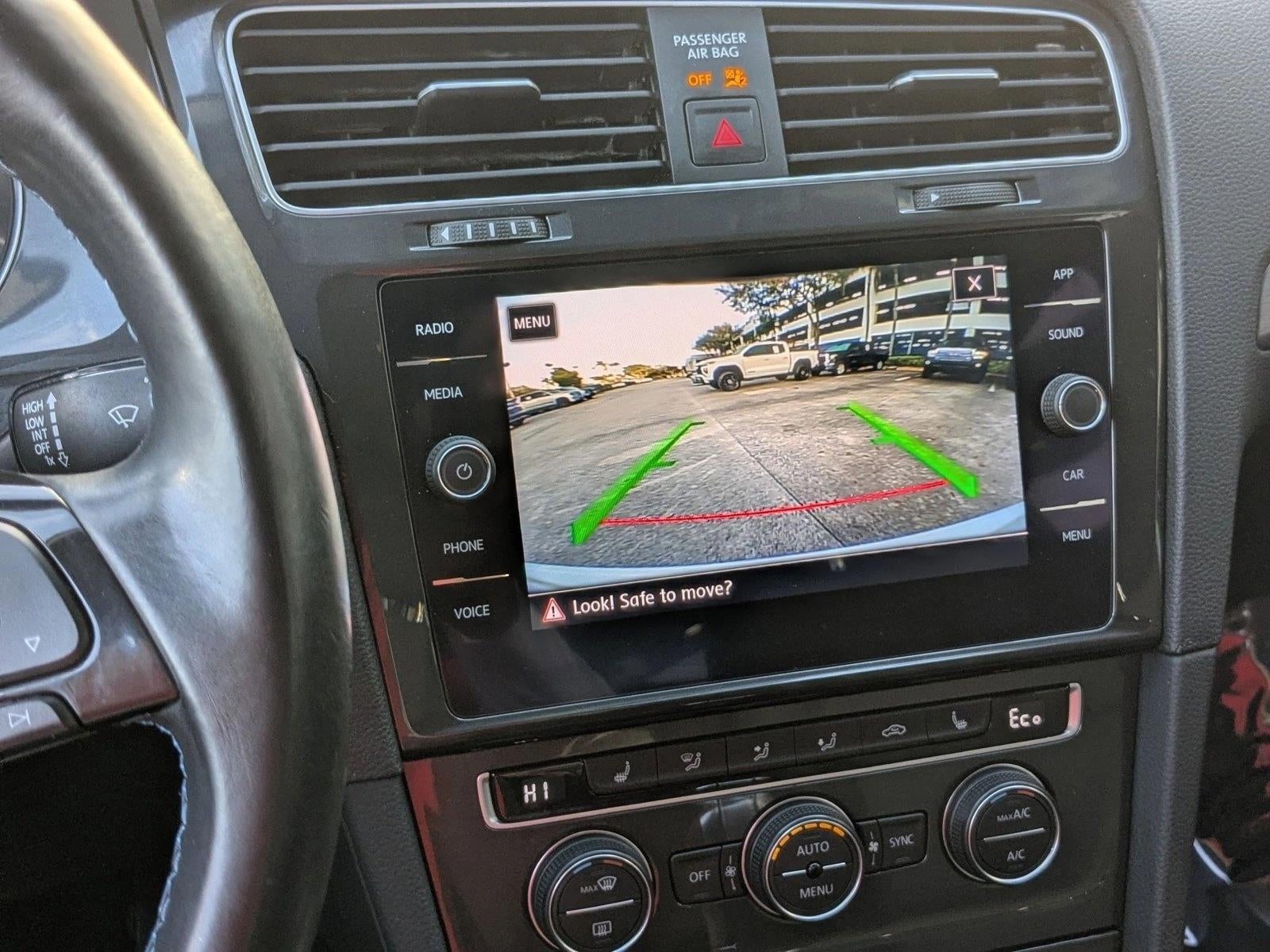 2019 Volkswagen e-Golf SE