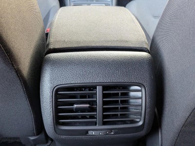 2019 Volkswagen e-Golf SE