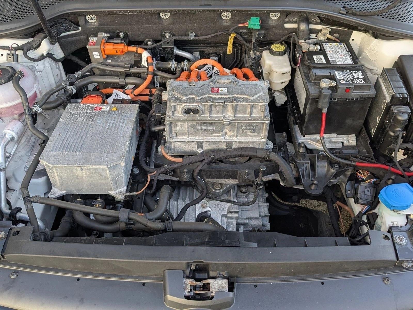 2019 Volkswagen e-Golf SE