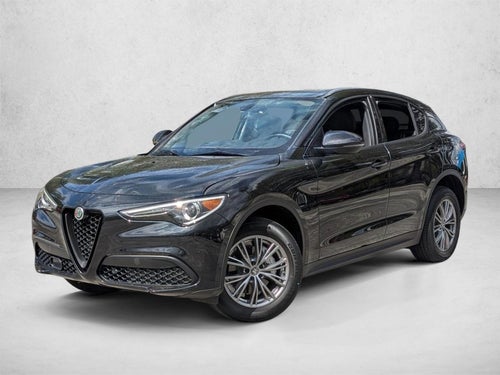 2023 Alfa Romeo Stelvio Base