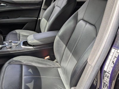 2023 Alfa Romeo Stelvio Base