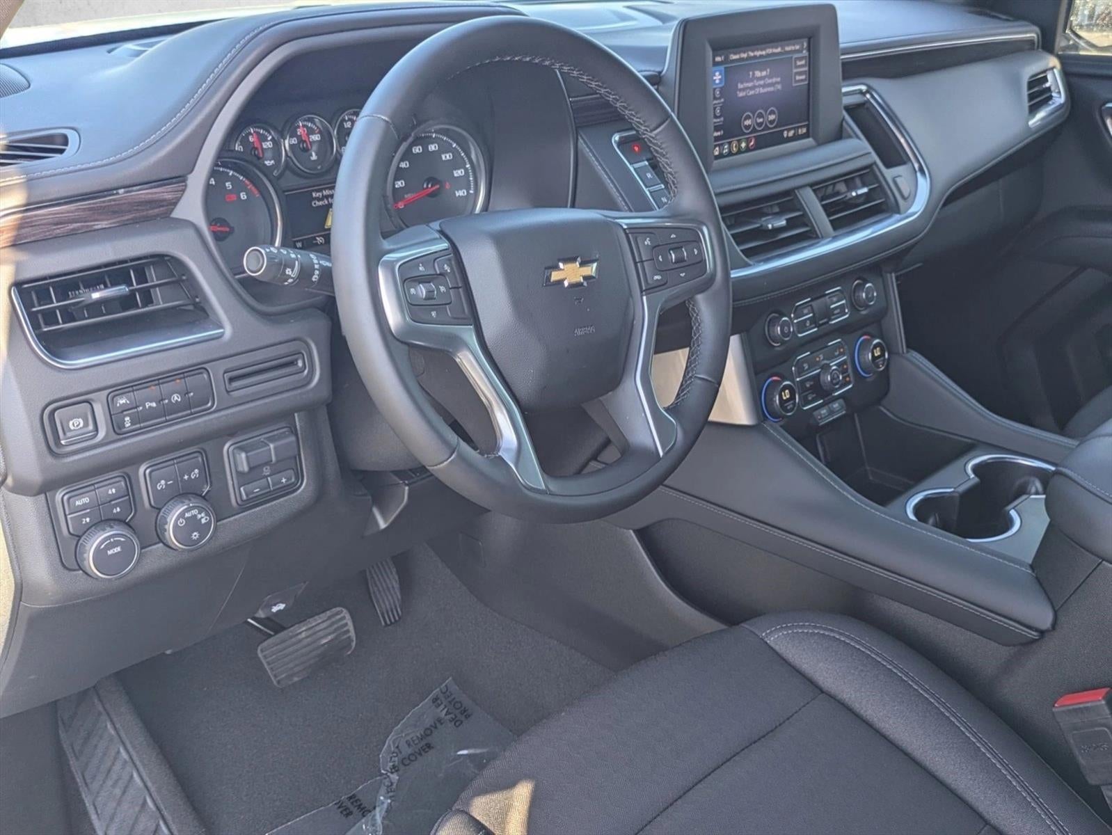 2024 Chevrolet Suburban LS