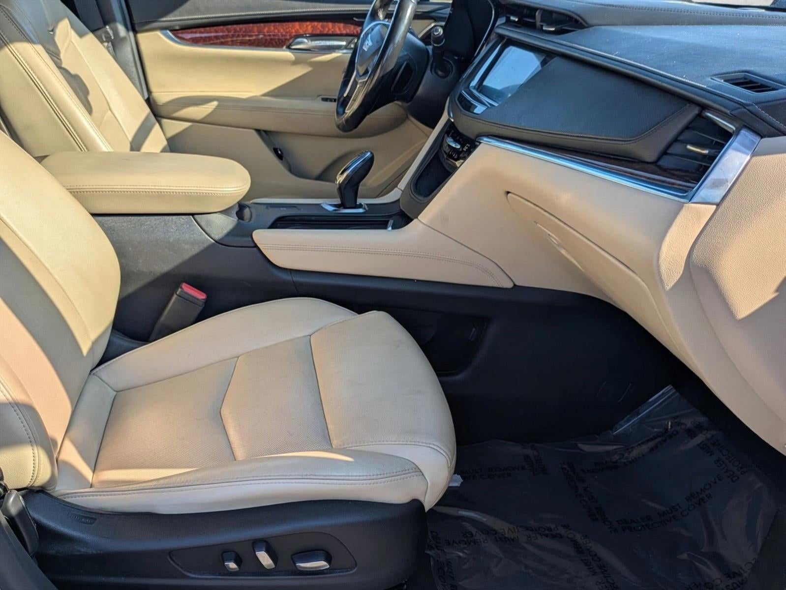 2018 Cadillac XT5 Luxury FWD