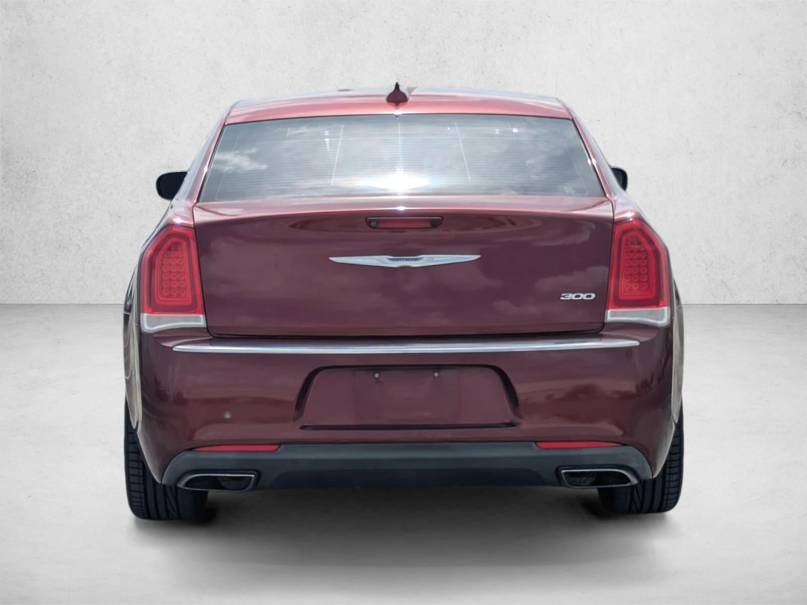 2017 Chrysler 300 Limited