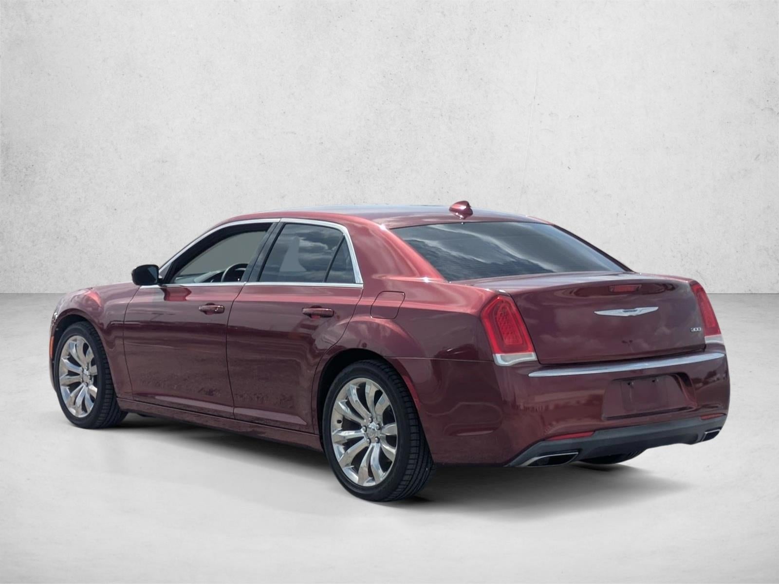 2017 Chrysler 300 Limited