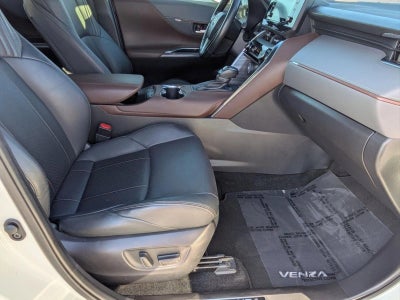 2021 Toyota Venza LE