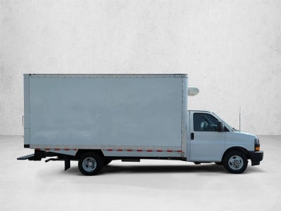 2024 Chevrolet Express Cutaway 3500 Base