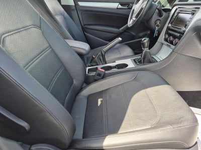 2013 Volkswagen Passat 2.5L SE
