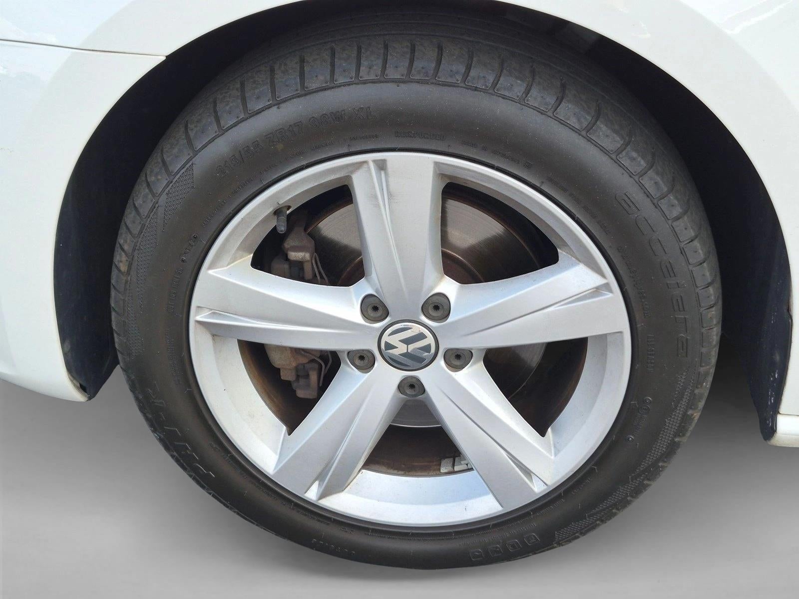 2013 Volkswagen Passat 2.5L SE