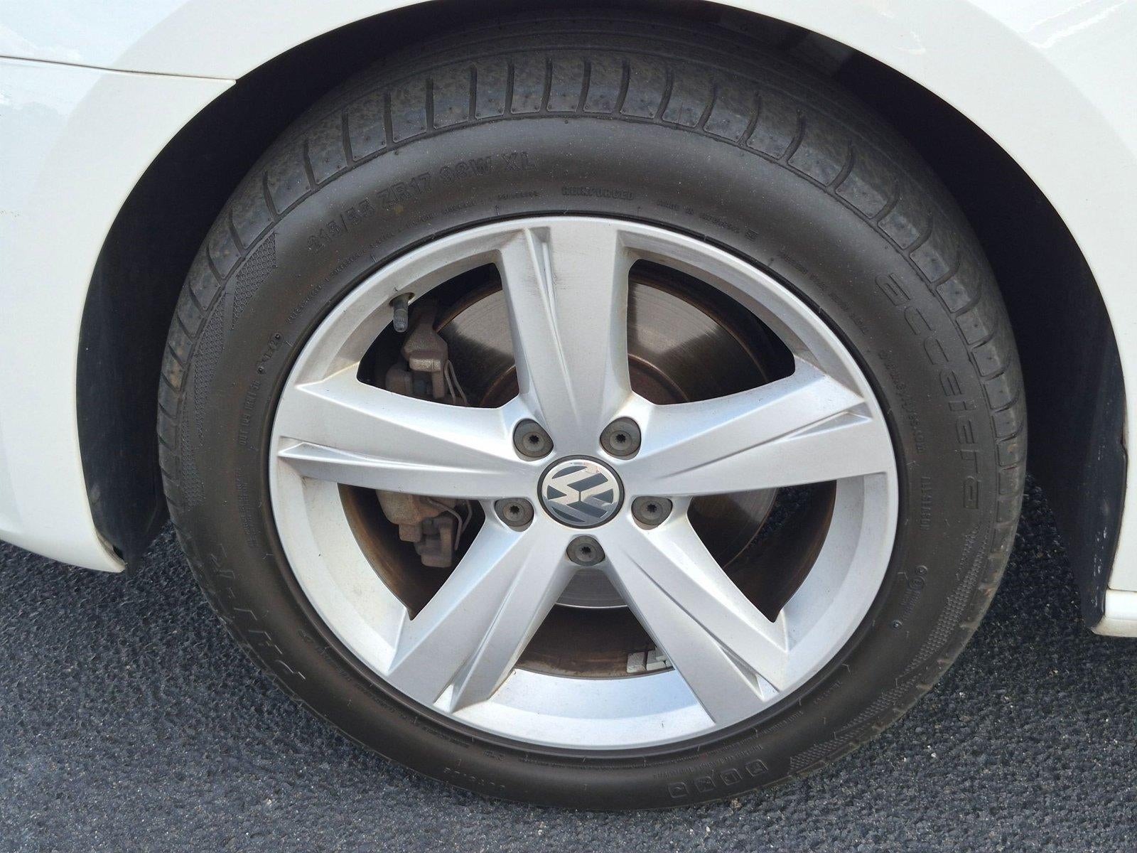 2013 Volkswagen Passat 2.5L SE