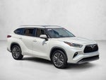 2020 Toyota Highlander Hybrid Platinum