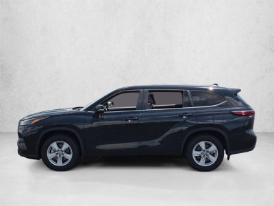 2025 Toyota Highlander LE