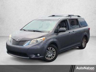 2015 Toyota Sienna XLE