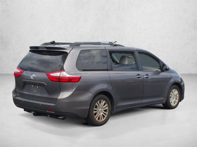 2015 Toyota Sienna XLE