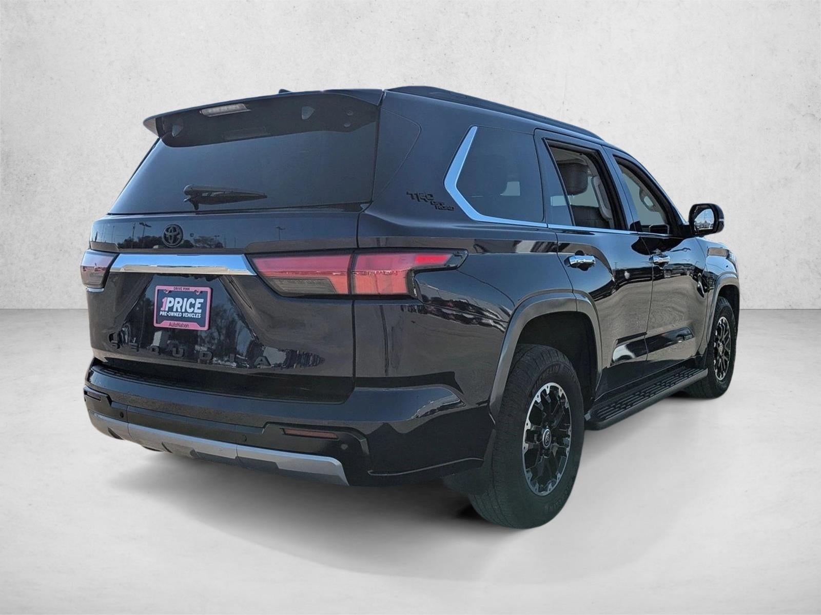 2023 Toyota Sequoia SR5