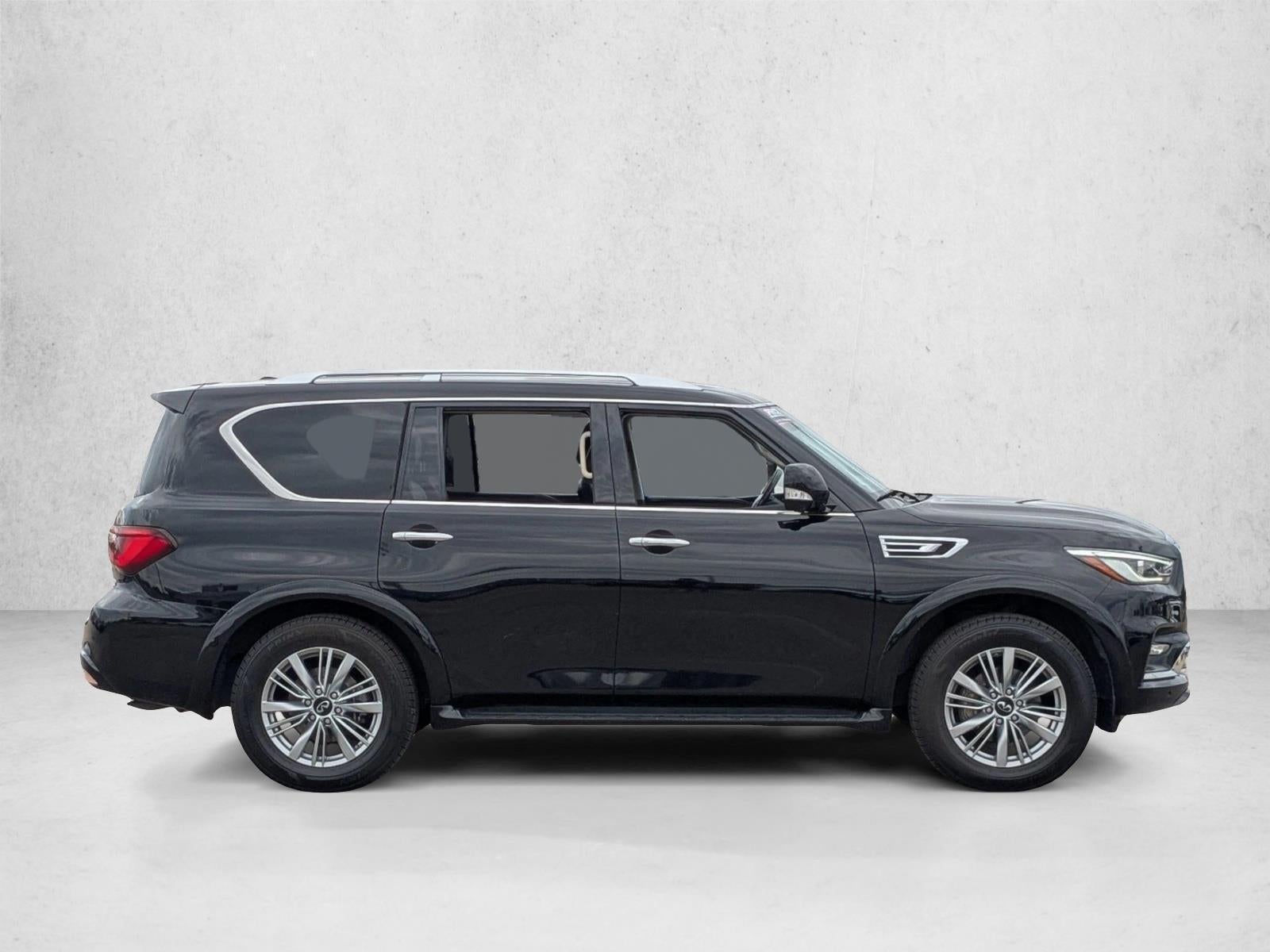 2021 INFINITI QX80 LUXE