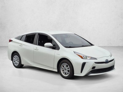 2020 Toyota Prius LE